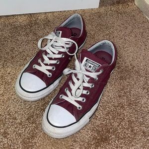 Women’s size 8 Maroon Red Converse